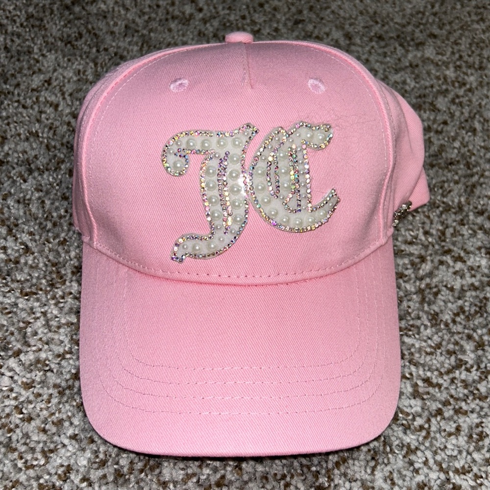 Juicy Couture Hat and card case set